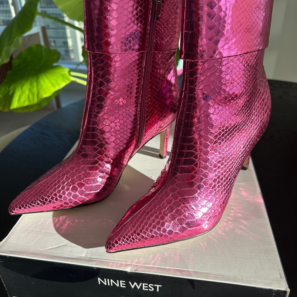 BRAND NEW Nine West Fuchsia (Pink) Snake Print Heeled Boots